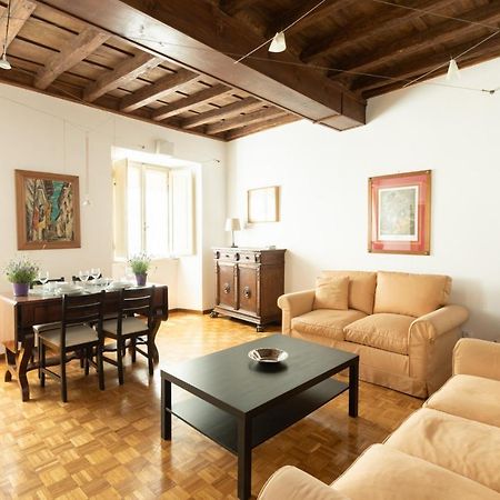 Spectacularly Bright, By Piazza Navona And The Pantheon - A/C, Wifi, Elevator Apartment Rome Bagian luar foto