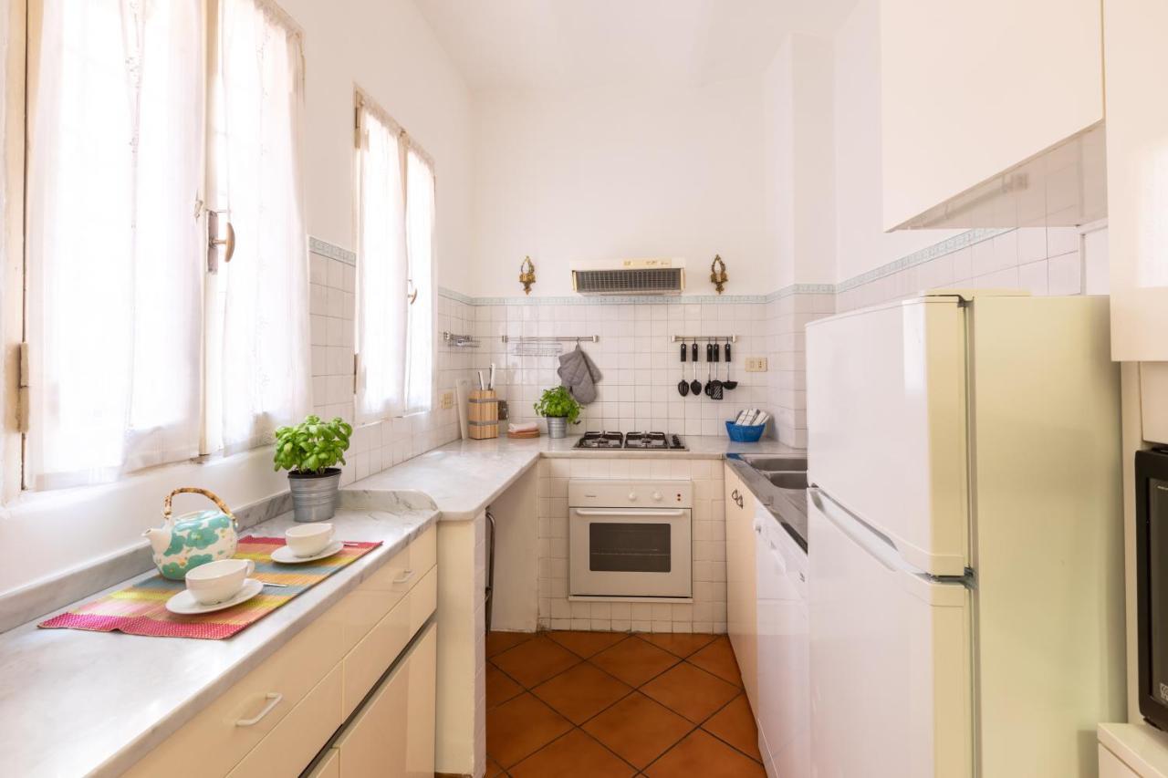 Spectacularly Bright, By Piazza Navona And The Pantheon - A/C, Wifi, Elevator Apartment Rome Bagian luar foto