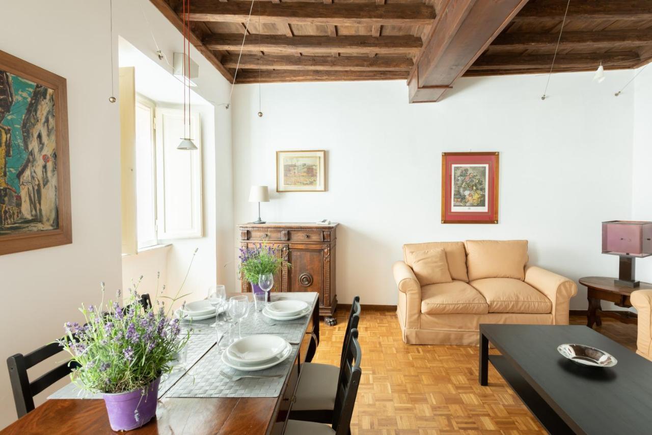 Spectacularly Bright, By Piazza Navona And The Pantheon - A/C, Wifi, Elevator Apartment Rome Bagian luar foto