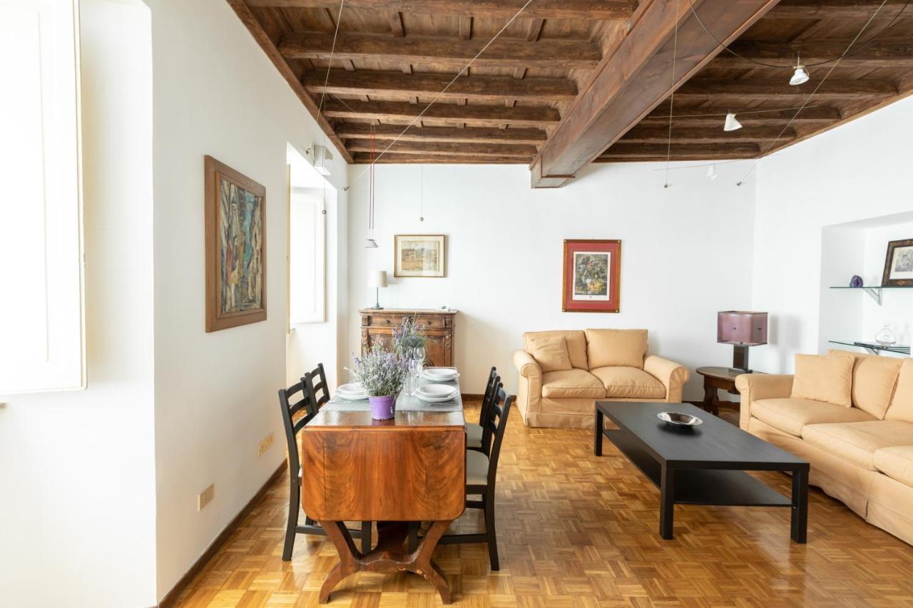 Spectacularly Bright, By Piazza Navona And The Pantheon - A/C, Wifi, Elevator Apartment Rome Bagian luar foto